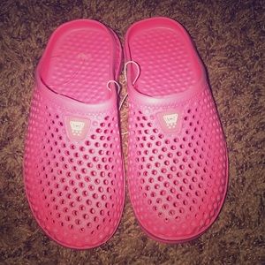 Pink sandals for little girls